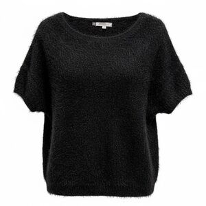 ✨ NWT Jennifer Lopez Fuzzy Knit Top – Size M ✨
